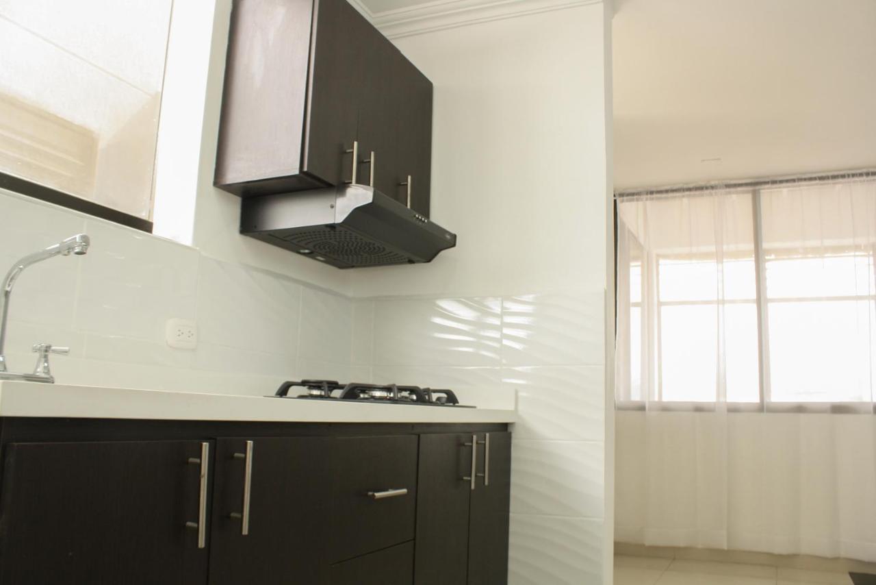 Apartahotel Kelly Кали Екстериор снимка