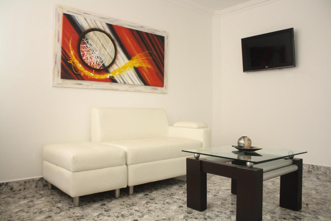 Apartahotel Kelly Кали Екстериор снимка